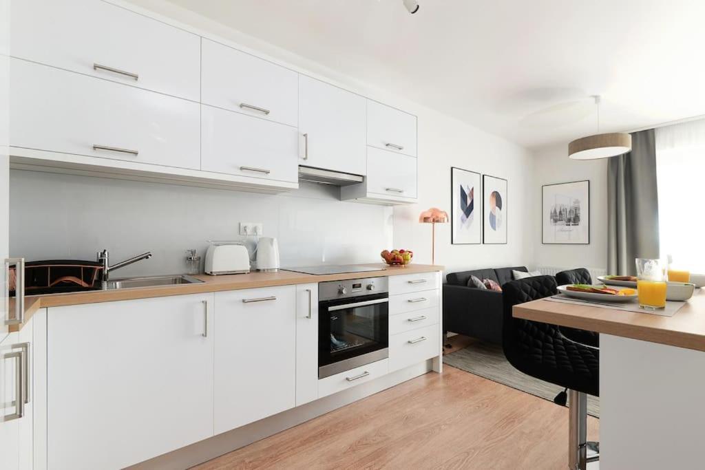 Tidewater Pearl Apartment บูดาเปสต์ ภายนอก รูปภาพ